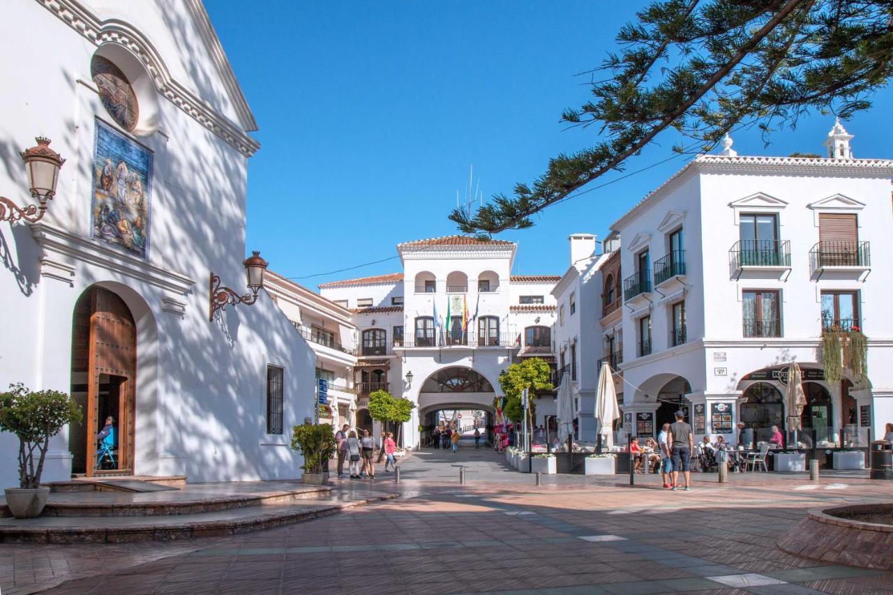 Lor Pintada Apartment Nerja Dış mekan fotoğraf